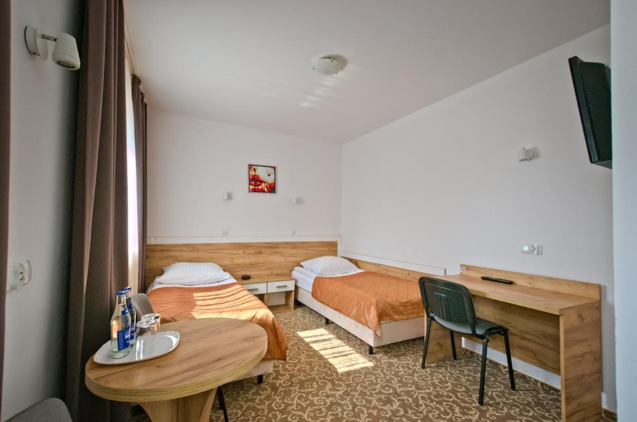 Hotel Sezam Kraczkowa Esterno foto