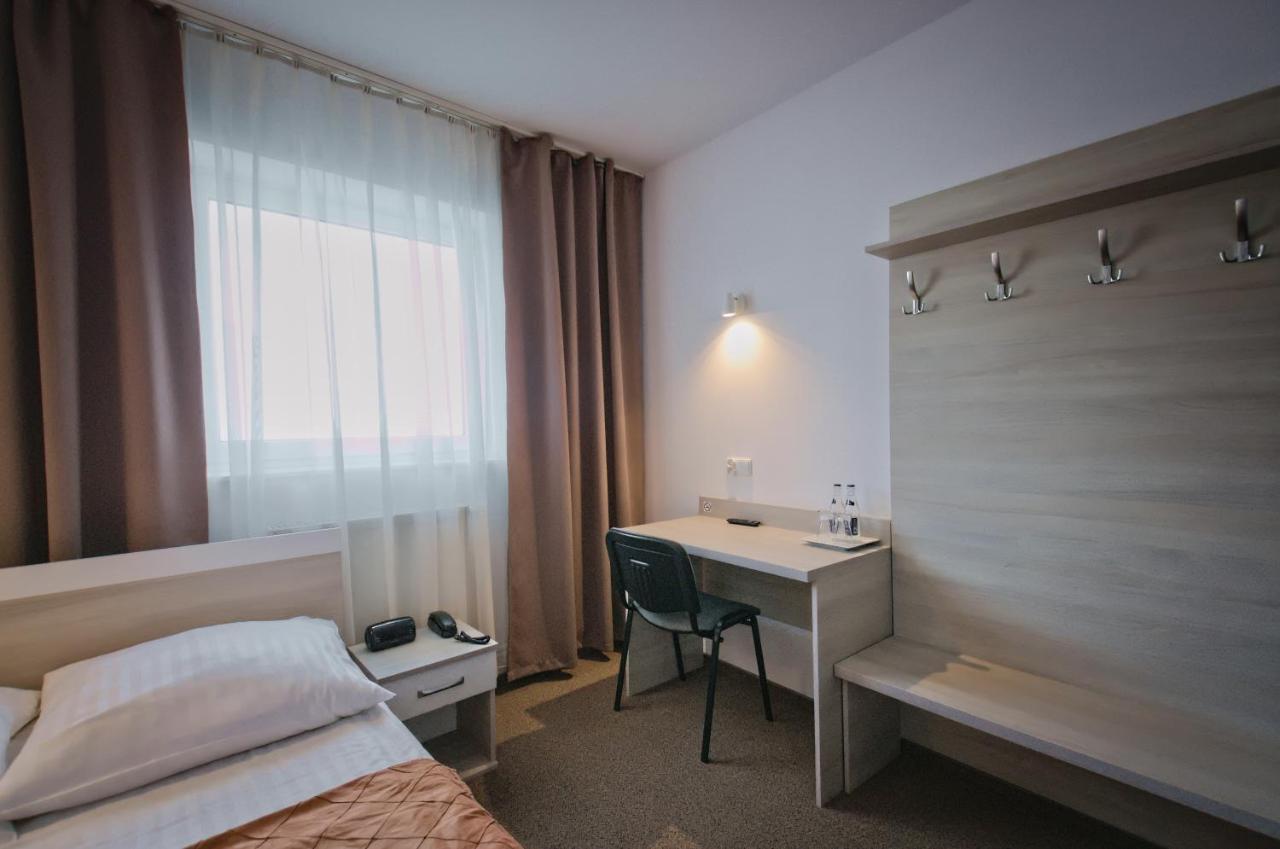Hotel Sezam Kraczkowa Esterno foto