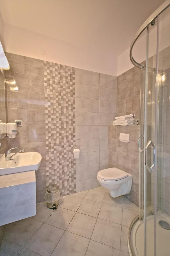 Hotel Sezam Kraczkowa Esterno foto