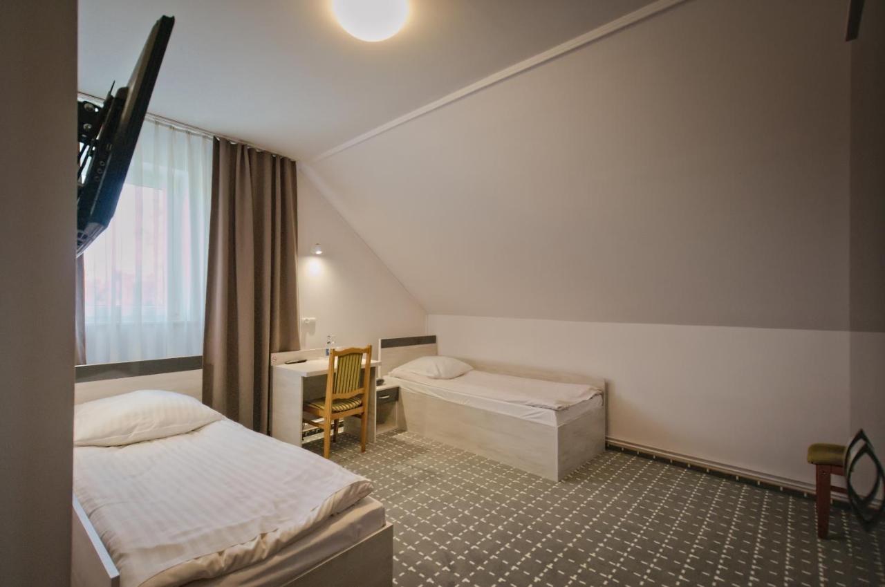 Hotel Sezam Kraczkowa Esterno foto