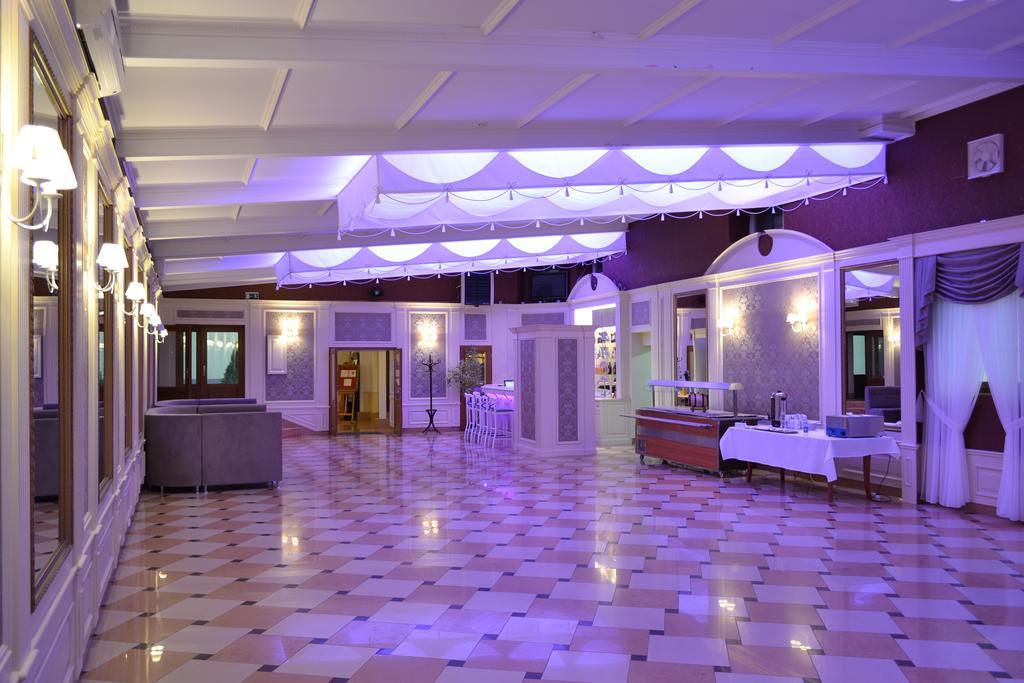 Hotel Sezam Kraczkowa Esterno foto